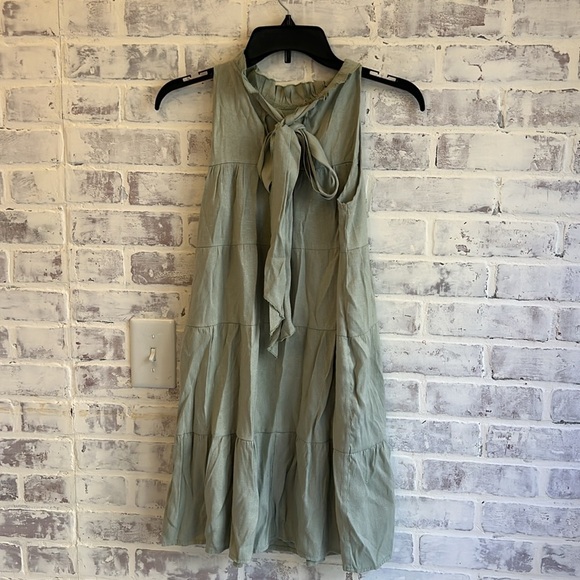 Bundle of 2 Women’s High Neck Mini Tiered Spring Dresses Green Yellow Size Small - Picture 4 of 10